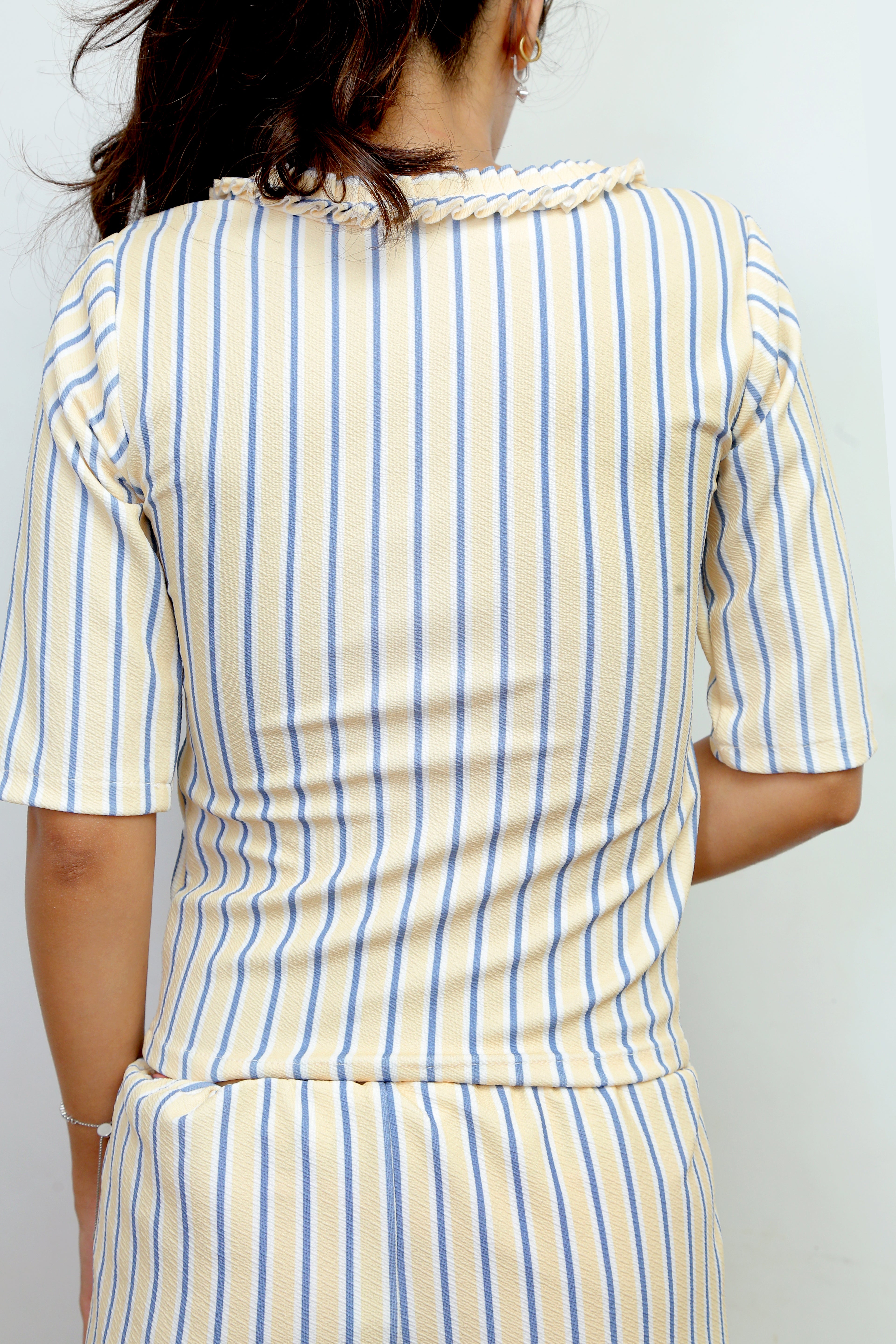 Butter Yellow Top